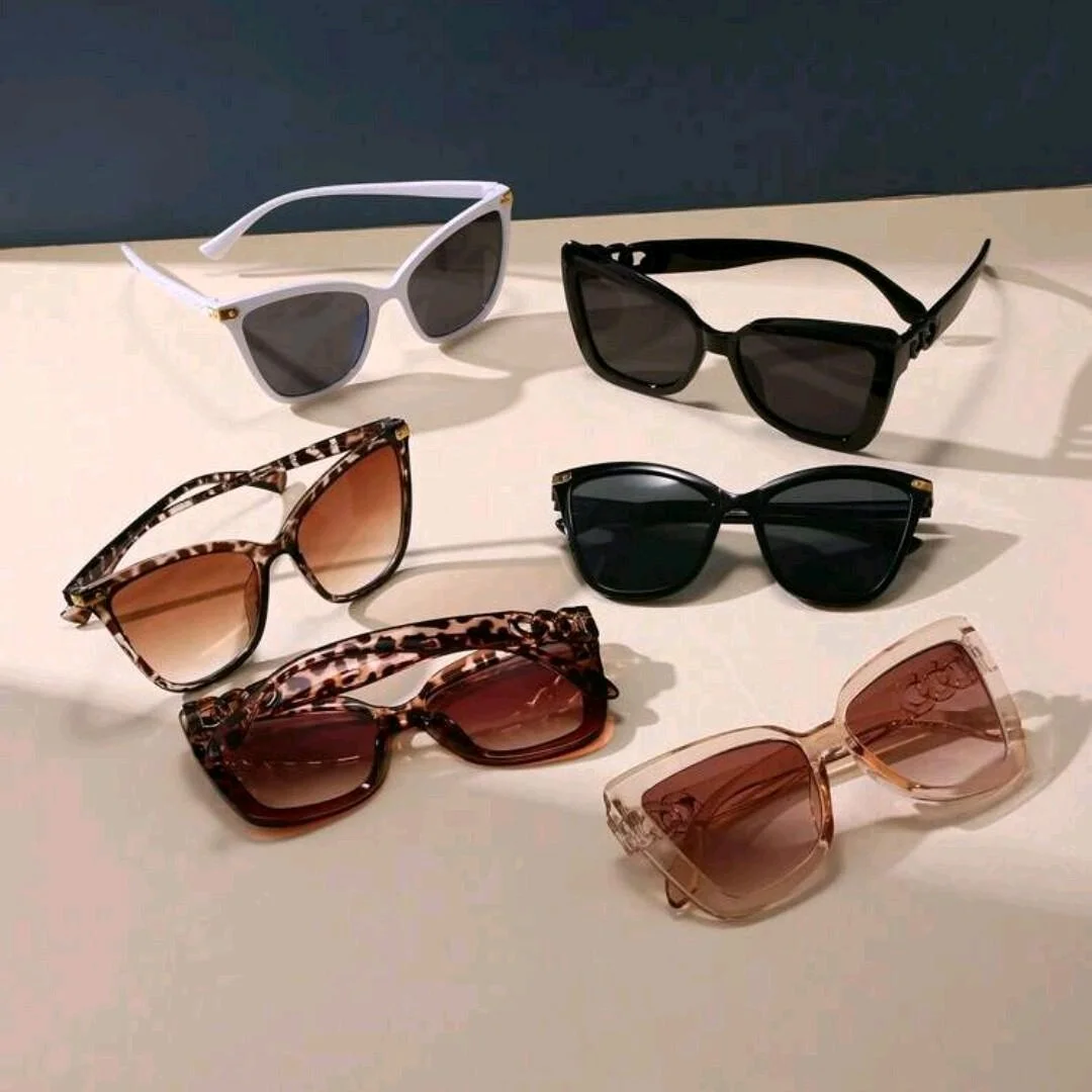 6 pcs Women 2